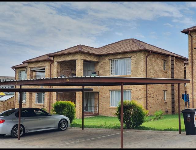 3 BEDROOM APARTMENT FOR SALE IN NOORDWYK